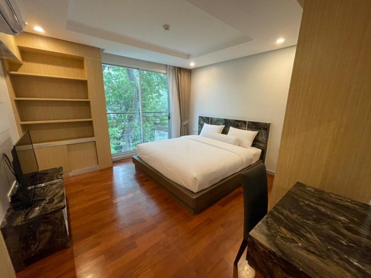 Vivi Avenue Thonglor Apartment Банкок Екстериор снимка