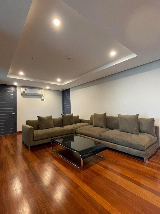 Vivi Avenue Thonglor Apartment Банкок Екстериор снимка