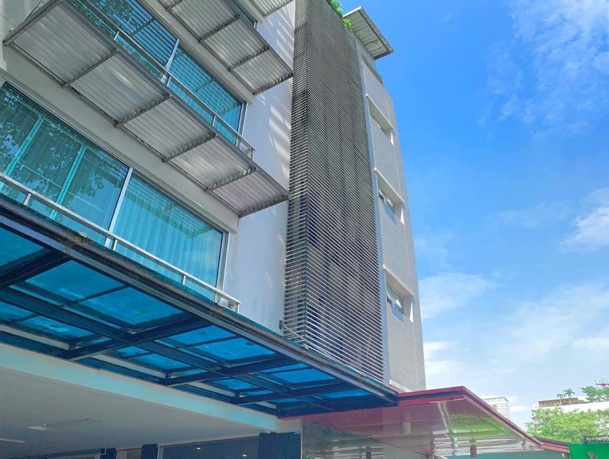 Vivi Avenue Thonglor Apartment Банкок Екстериор снимка