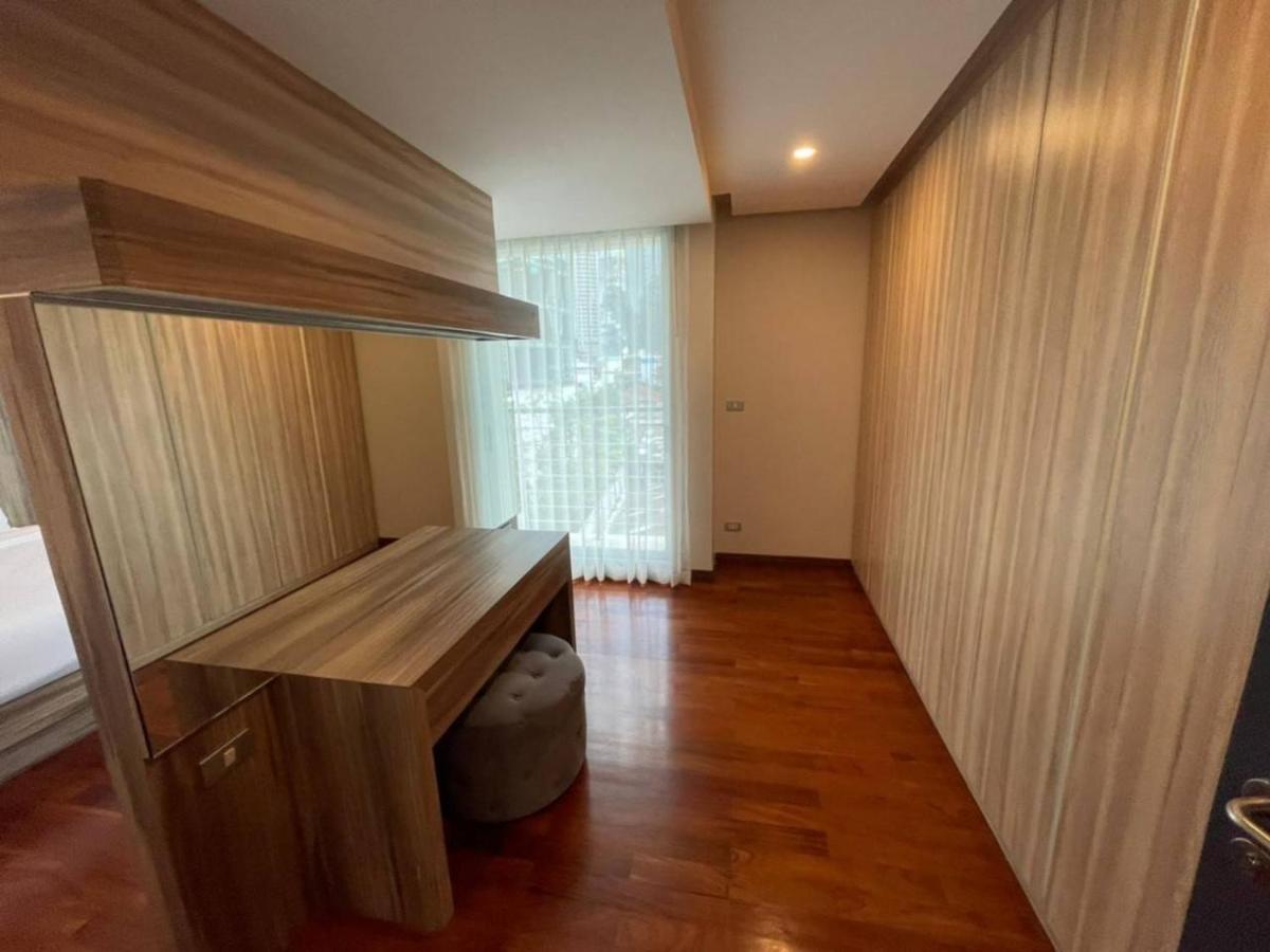 Vivi Avenue Thonglor Apartment Банкок Екстериор снимка