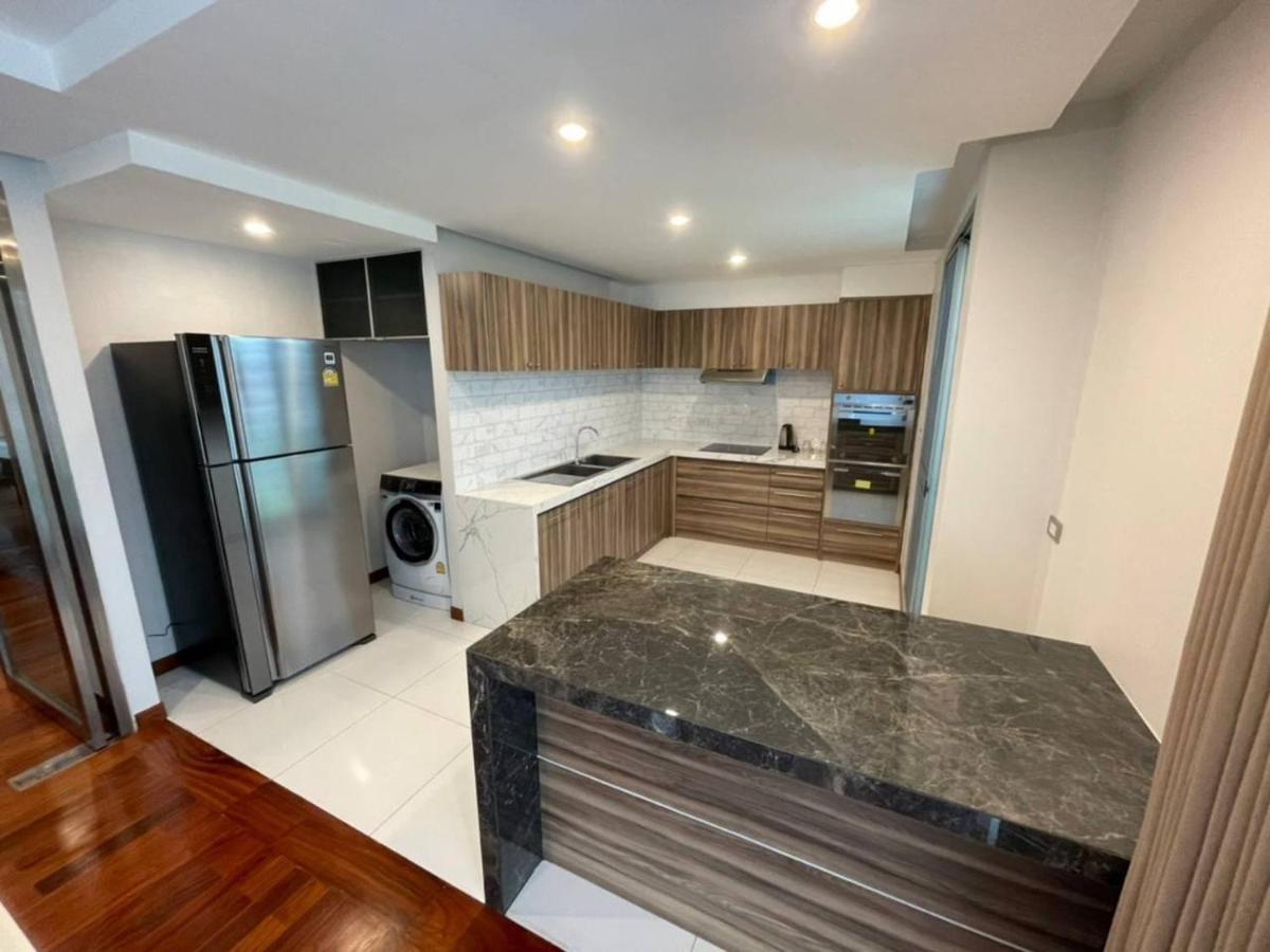 Vivi Avenue Thonglor Apartment Банкок Екстериор снимка
